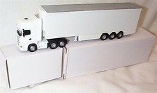 Scania und Kühlanhänger