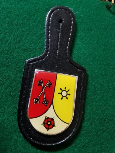 Brustanhänger
