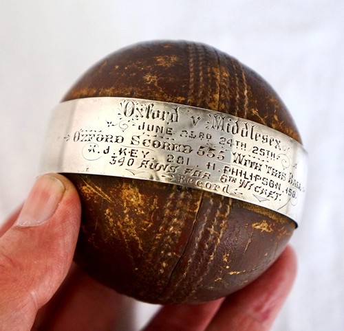 Silberner cricket ball - silberner,