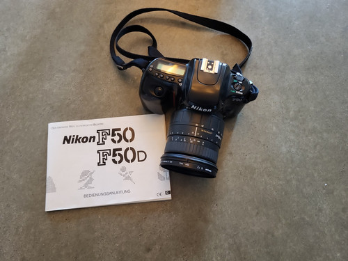 Nikon f50 mit sigma - nikon,