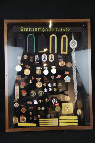 Schaukasten ddr nva - schaukasten,