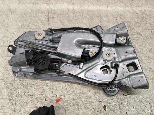 Fensterhebermotor hinten links