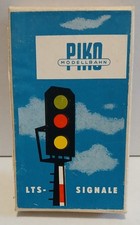 10 247 PIKO TT „LED Lichthauptsignal rot/grün Unterflur“