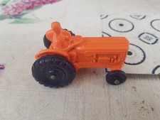 Gummiauto, Vinyl, Tomte o.a. Traktor orange, gut erhalten  #28