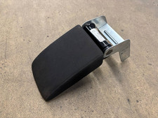 STOFF Mittelkonsole Mittelarmlehne Armlehne VW Tiguan 5N 5M0864207F schwarz