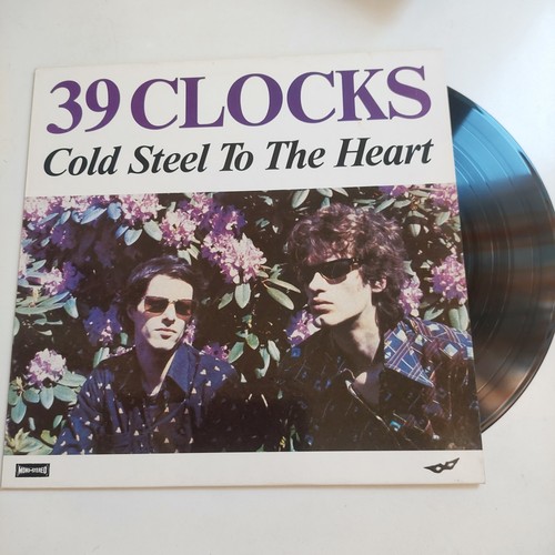 Clocks cold steel - -,