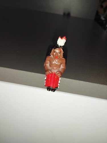 Indianer sitzend greiner - sitzend, •