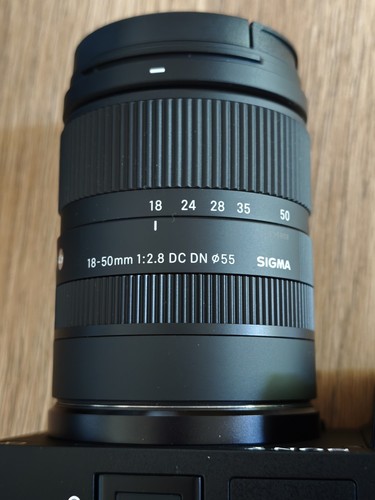 Sigma 50mm dc dn - sigma, f2.8