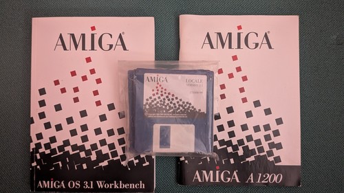 Handbücher und festplatten - und,