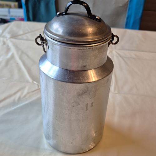 Aluminium milchkanne rund mit - rund,