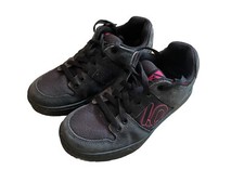 FIVE TEN Schuhe FREERIDER Gr. 35, 5 MTB Frauen Mountainbiking Sport Bike Pink