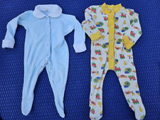 2 Schlafanzüge Gr. 62 ( 0-4 Monate)  Vintage 80er Jahre