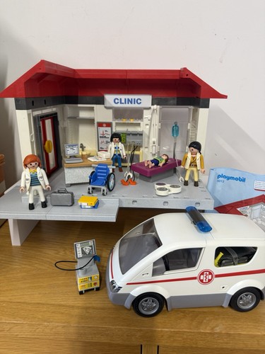 Playmobil klinik und - playmobil,