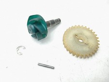 WASSERPUMPENZAHNRAD LAUFRADSATZ DERBI GPR 125 05-09 2T E119E