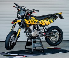 Grafik + Plastik RESTYLE DRZ