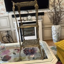 Blumeständer aus messing - blumeständer,