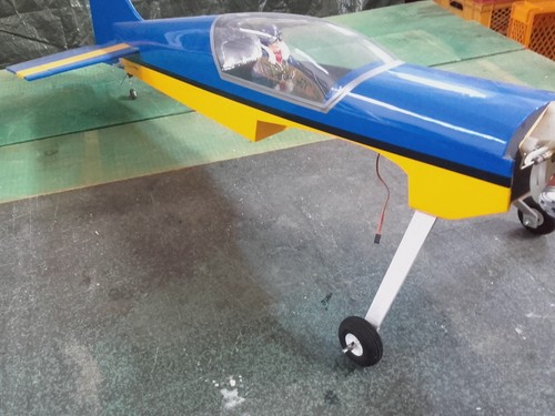 Modellflugzeug giles g 202 - rc-modellflugzeug, g-202