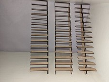 Puppenstubenmöbel im Maßstab