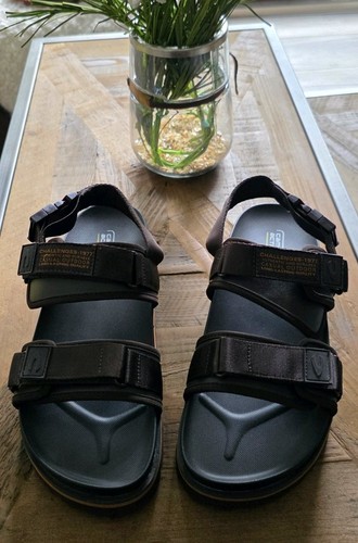 Trendige outdoor sandalen von - outdoor,