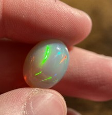 Welo Opal poliert 7,9 ct mit
