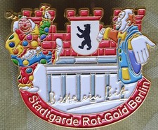 Karneval Stadtgarde Rot-Gold-Berlin Bitte ein Bit Bierwerbung Pin Anstecknadel