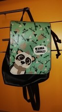 Stadtrucksack Motiv Pandabär "Wanna cuddle?" ca. 38 cm x 26 cm (Höhe und Breite)
