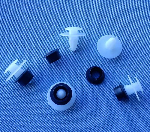 16x zierleistenklammern clips - zierleistenklammern,