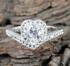 Herz Form Rund Schliff Weiß