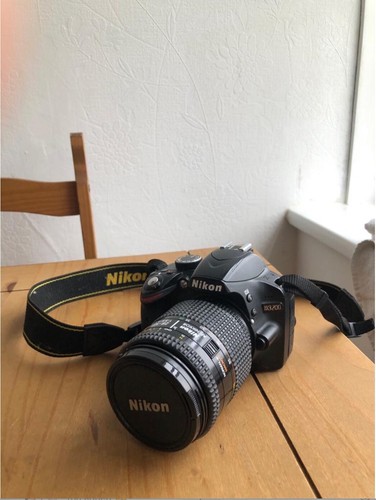 Nikon d3200 mit nikkor - nikon,