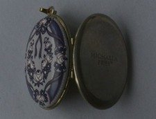 Altes Medalion von Michaela