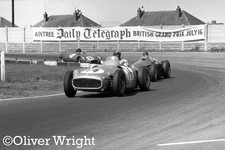 Seltenes British GP Foto von 1955 - Karl Kling’s Mercedes W196 at Aintree Circuit