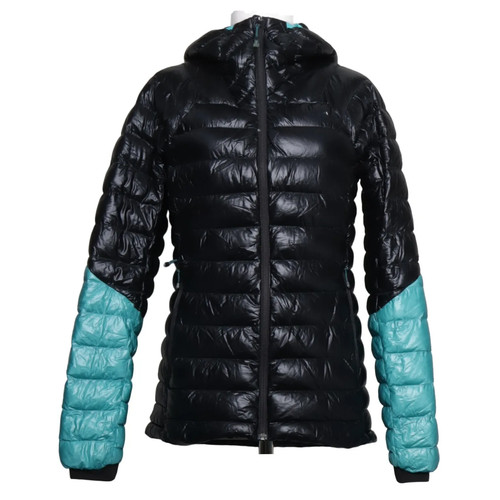 The north face summit - face,