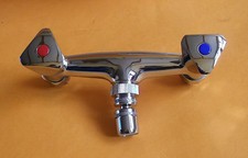 Zweigriff Armatur zu Ausgussbecken # 9315930