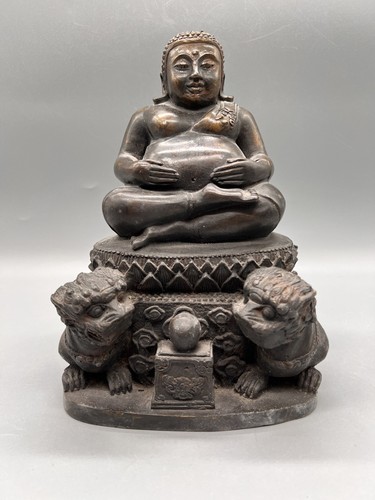 Antiker thailändischer buddha - thailändischer,