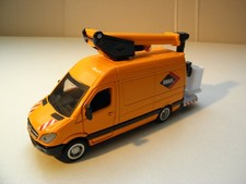 Siku 1940 Mercedes Benz Sprinter Versalift Hubsteiger Arbeitsbühne 1/50