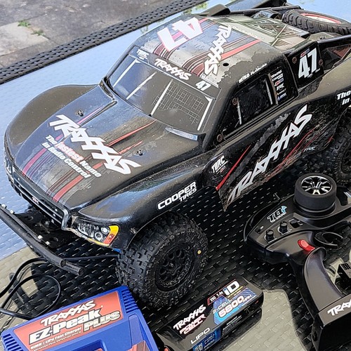 Traxxas slash 10 - 1:10, rtr