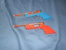 Alte Kinderpistole Blech & Hloz DKA Japan   60ziger Jahre TOP