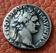 AR-Denar Domitian, Minerva