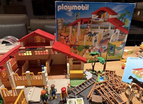 Playmobil moderner reiterhof - moderner,