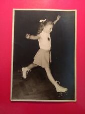 Altes Foto antik Vintage Mädchen Girl Rollschuhe Sport Mode Fashion old Photo