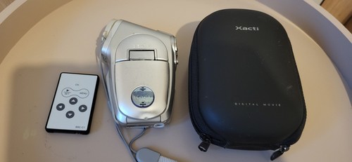 Sanyo digital handheld - sanyo,