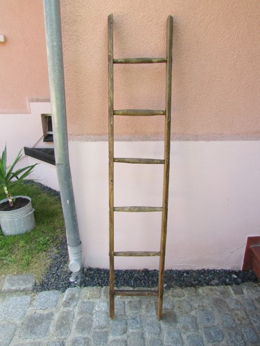 Alte große leiter holzleiter - leiter,