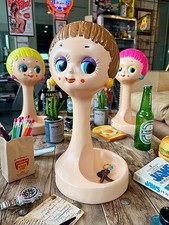 Zweigige Schaufensterpuppe