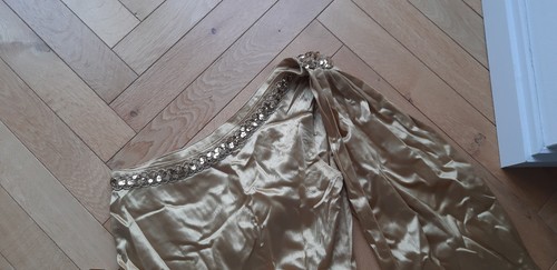 Kostüm langes goldenes - , kleid
