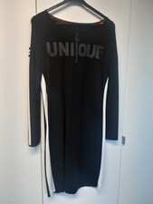   UNIQUE langärmeliges,  sportliches Kleid 