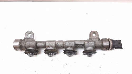 Nissan kraftstoffverteiler - nissan,