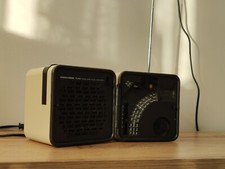 Brionvega TS 505 cubo cube radio tranzystorowe z lat 60 XXw Sapper