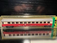 Spur N Personenwagen Minitrix