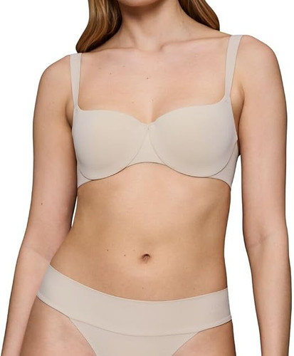 Triumph body make illusion - triumph,