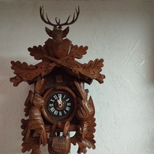 Kuckucksuhr 8 Tagewerk - Holz braun , mech.Uhrwerk , Schwarzwaldmotive